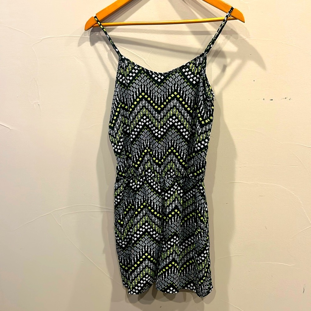 ROMEO AND JULIET COUTURE black with lime green and white geometric print size S